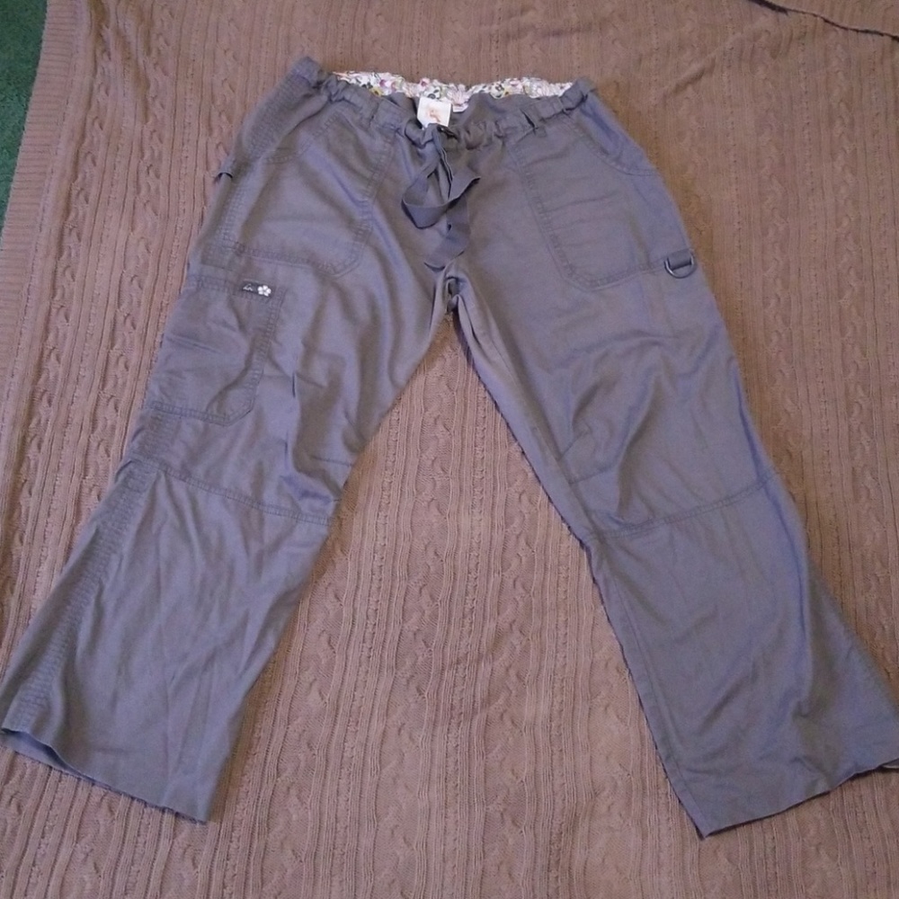 Kathy Peterson Koi cargo capri scrubs